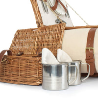 Panier de pique-nique traditionnel de luxe entièrement équipé