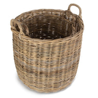 Grand panier à bûches rond en rotin gris au coin du feu