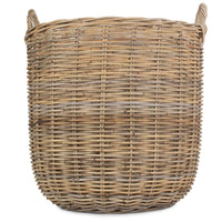 Grand panier à bûches rond en rotin gris au coin du feu