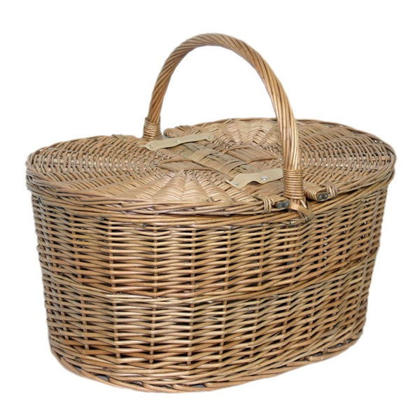 Ovaler Picknickkorb in tiefer Antik-Waschung