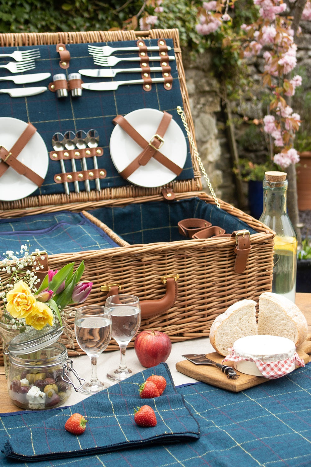 Blue Tweed Fitted Wicker Picnic Basket